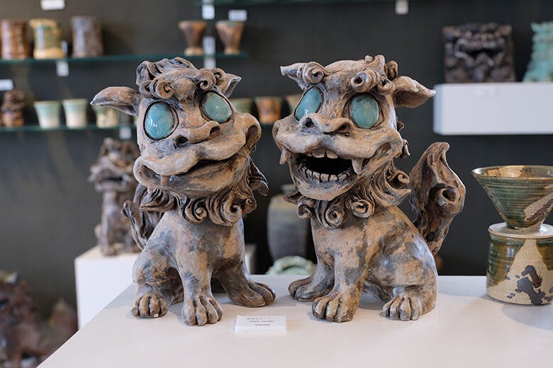 シーサーモノガタリ|青い目が印象的なシーサー