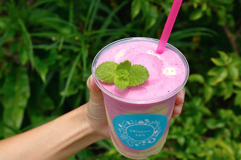 okinawasun(オキナワサン)|ドラゴンフルーツのマーブル島スムージー