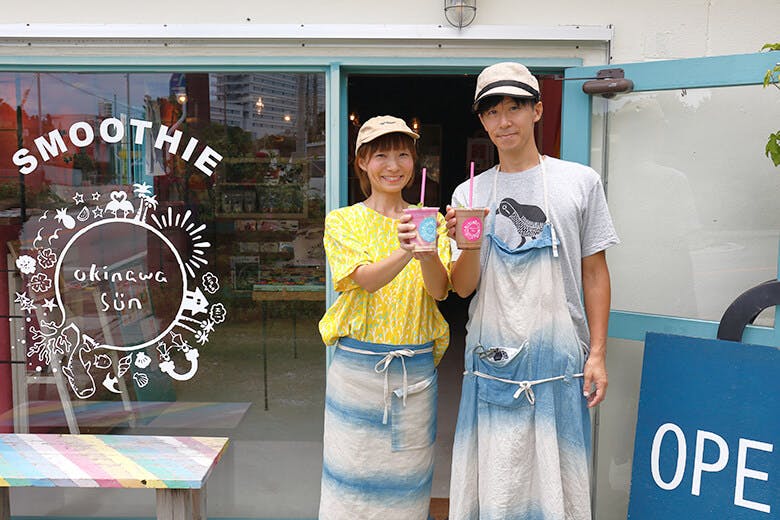 okinawasun(オキナワサン)|お店を営む秋山さんご夫妻