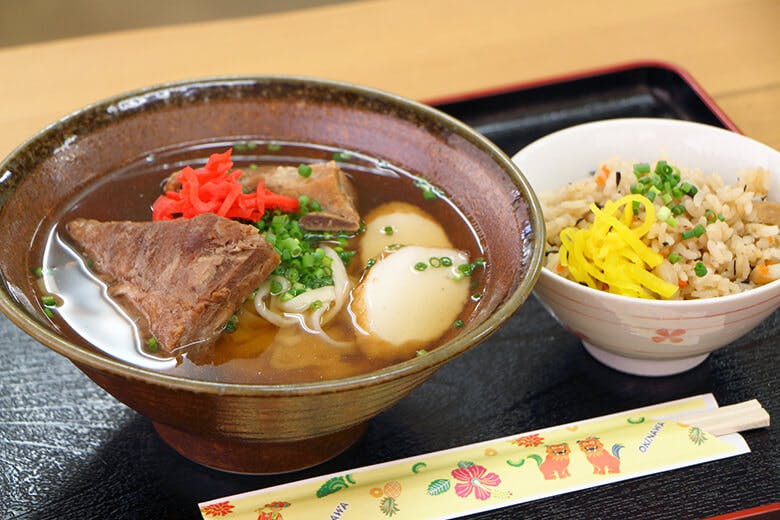 与那原(よなばる)そば