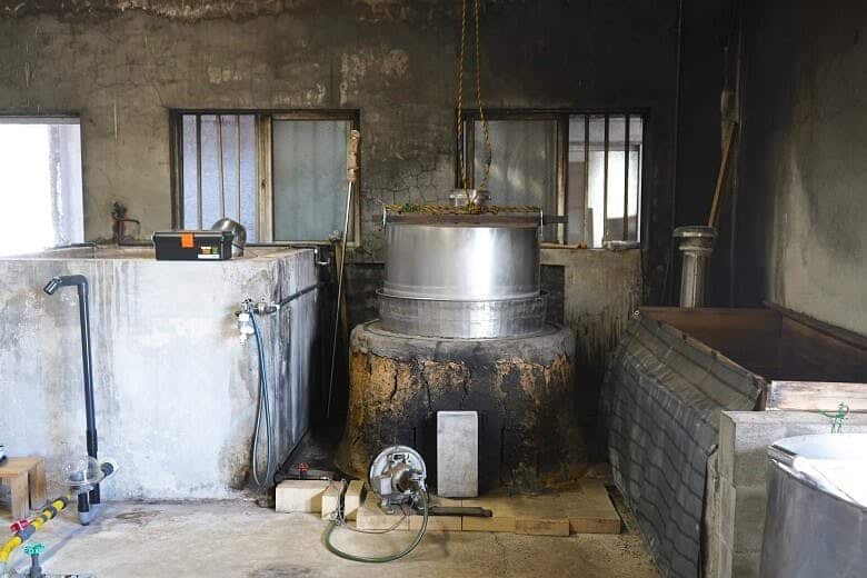 仲間酒造|創業時から大事に守られている設備や道具(釜)