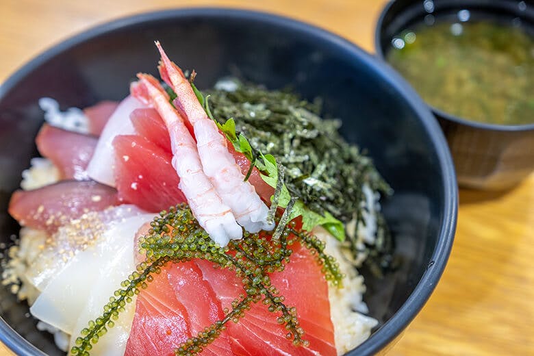 おーばんまい食堂｜海鮮丼
