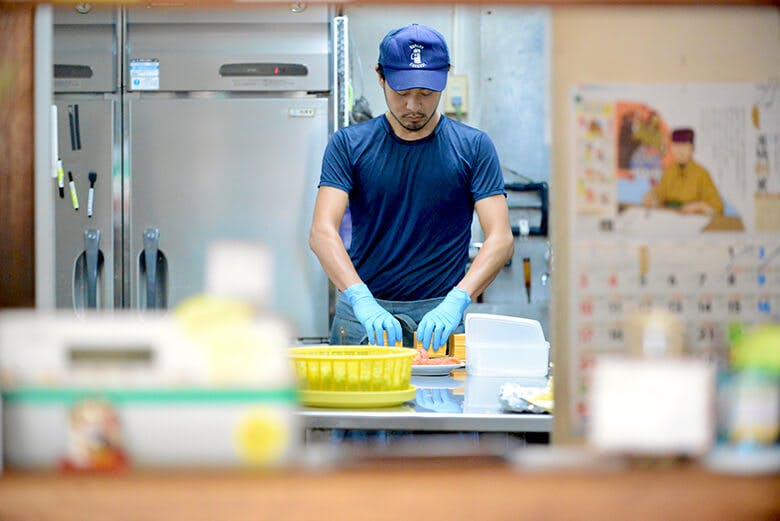 タコス専門店メキシコ｜厨房の様子