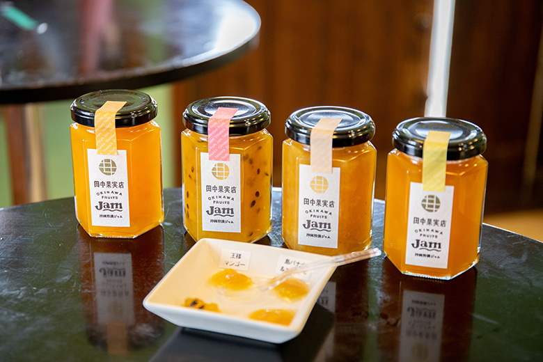 田中果実店｜「パッションフルーツ＆パイン」「完熟王様マンゴー」「島バナナマンゴー」「パイン＆マンゴー」の4種類