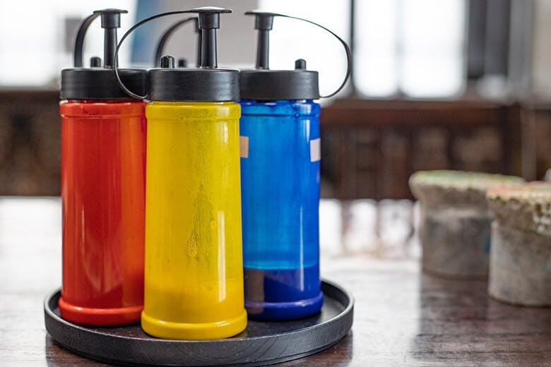 首里琉染|赤青黄の染料