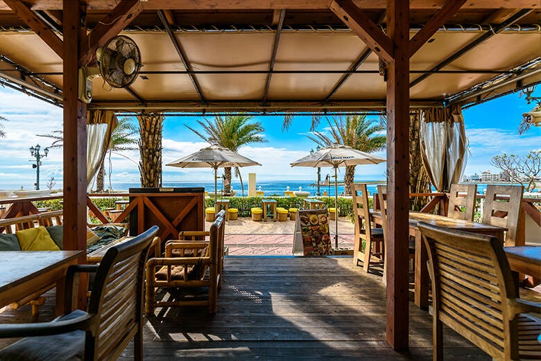 Cafe&bar