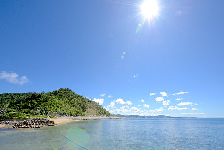 名護曲レストラン｜海沿いの景色