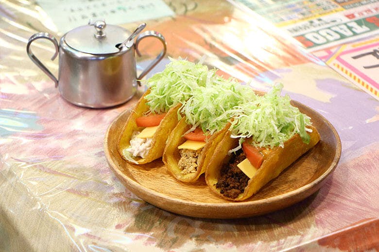 チャーリー多幸寿（タコス）本店｜皮から手作りのタコス