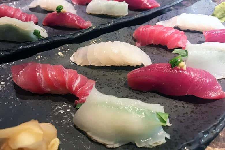 琉球ダイニング