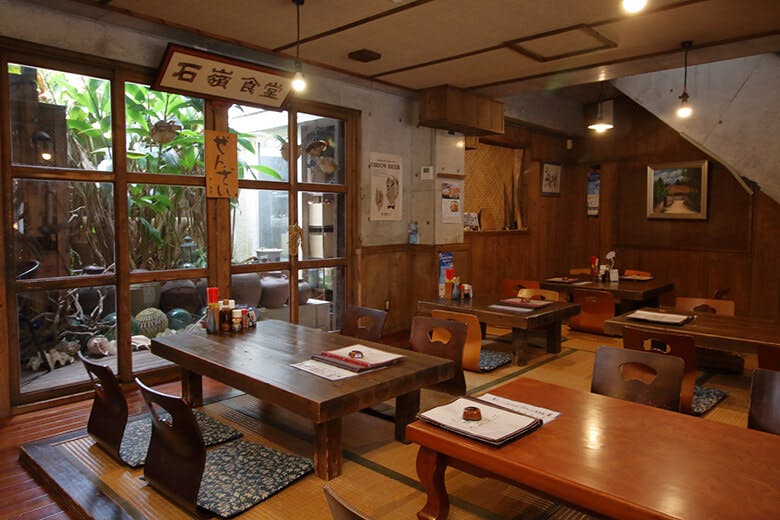 石嶺食堂|店舗内観