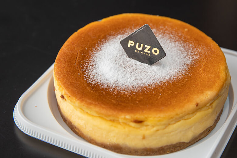 プーゾチーズケーキセラー|スタンダードなベイクドチーズケーキ「プレミアムチーズケーキ」