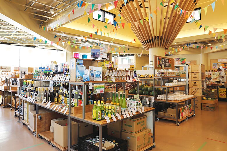 道の駅おおぎみ|店舗内観