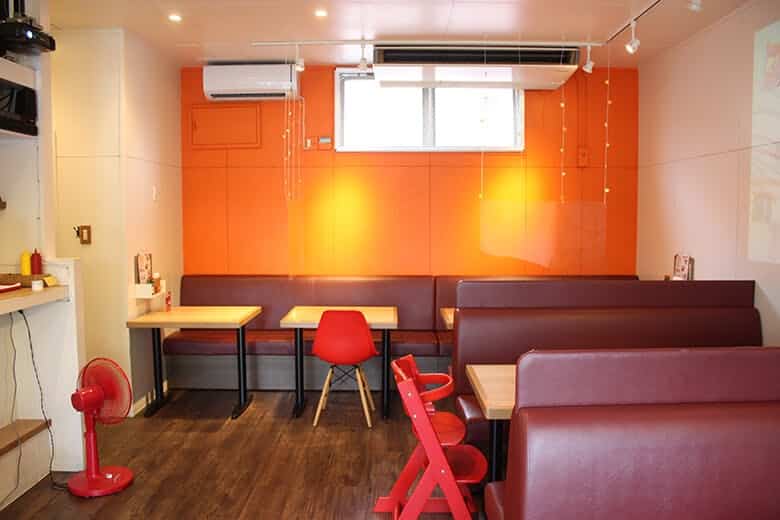 豊見城（とみしろ）タコライス｜店舗内観