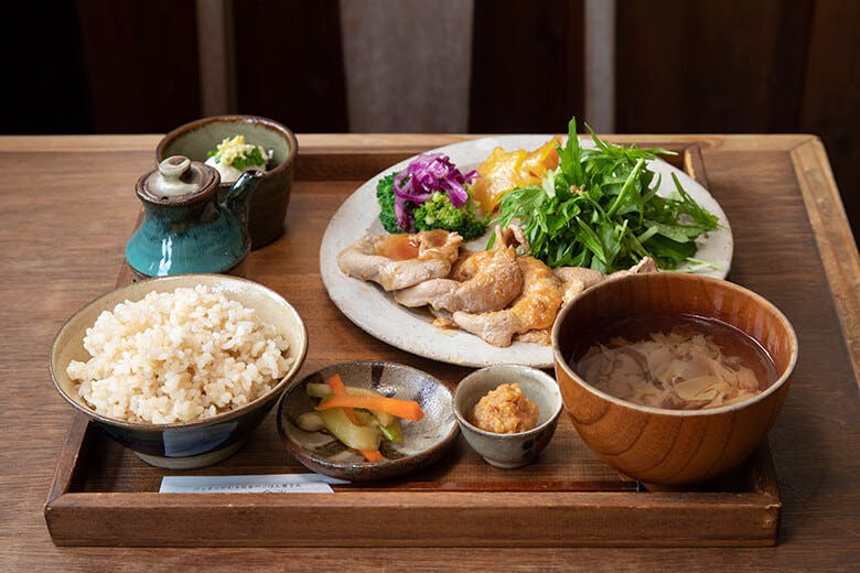 あめいろ食堂|日替わりの定食