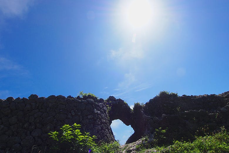 玉城城跡｜青空に青空に