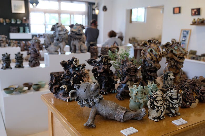 シーサーモノガタリ|販売されている個性的なシーサーたち