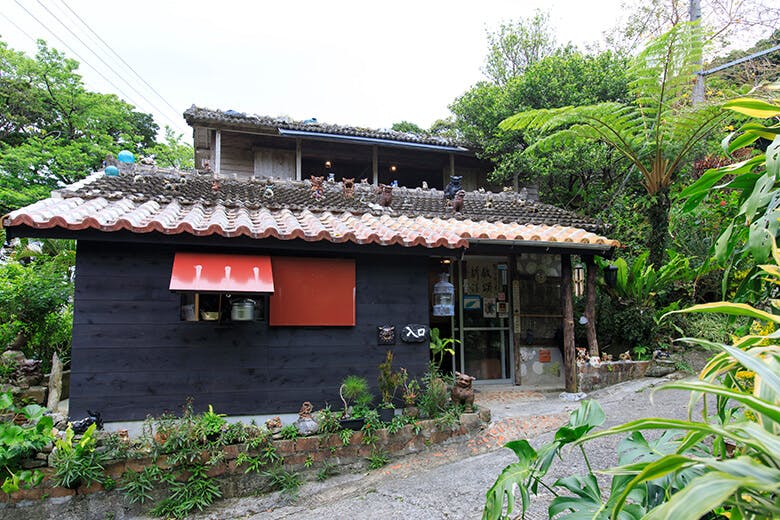 やちむん喫茶シーサー園|店舗外観