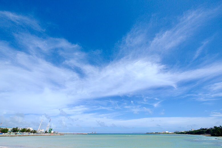 Capful（キャプフル）｜店舗前のオーシャンビュー