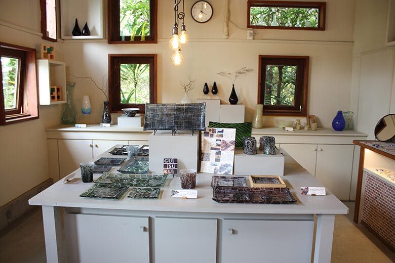 琉球ガラス工房＆ショップ