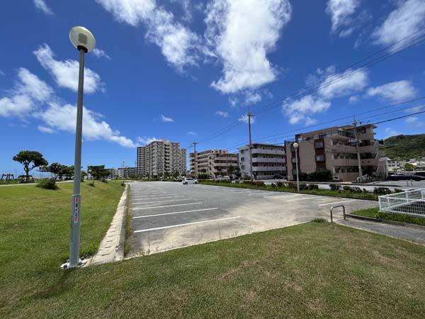 02与那古浜公園_駐車場