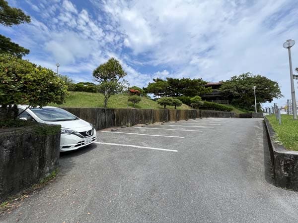 02佐真下公園_駐車場