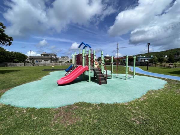 03桃原公園_宮城島_遊具1