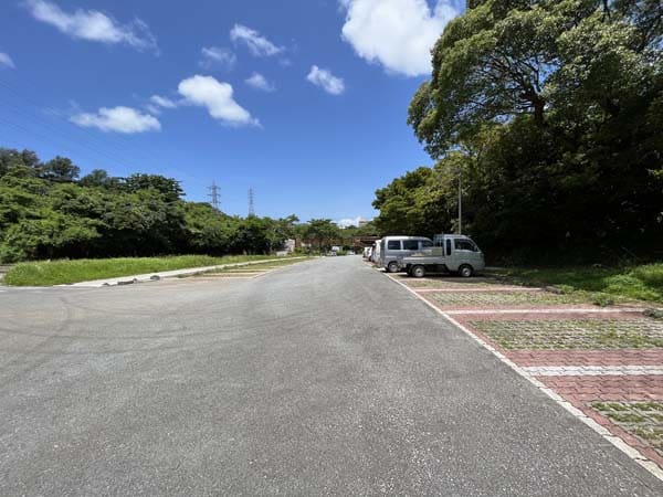 03浦添大公園_ふれあい広場_駐車場