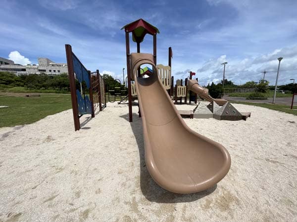 06与那城総合公園_遊具3