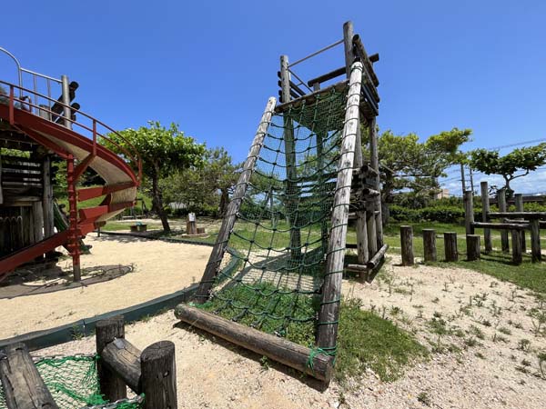 07伊祖公園_遊具3