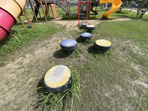 07南上原糸蒲_遊具2