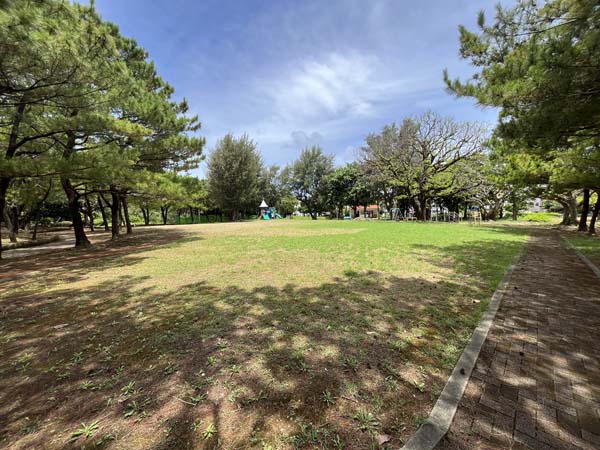 08松山公園_広場