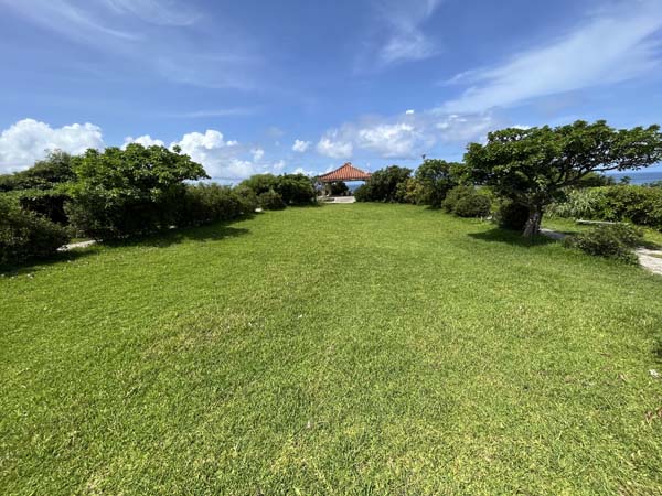 08泊城公園_広場2