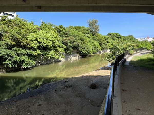 09内間西公園_安謝川