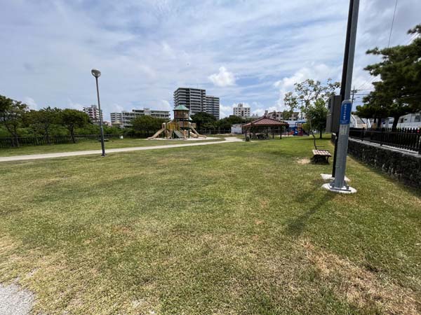 09比屋良川公園_広場