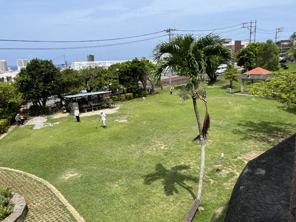09謝苅公園_広場