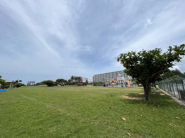 10砂辺馬場公園_広場
