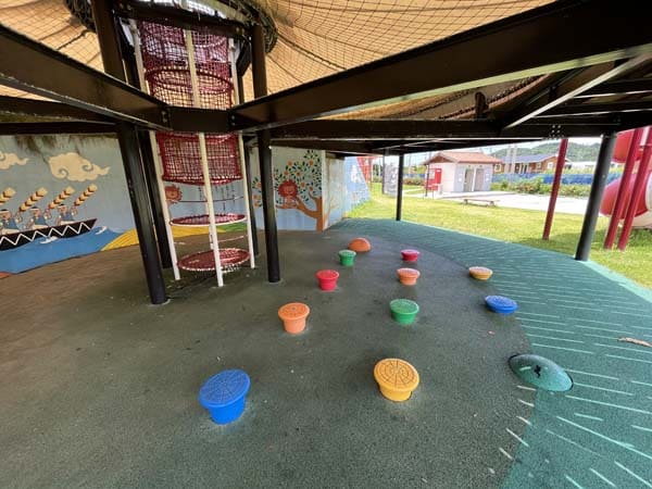 11結の浜公園_遊具8