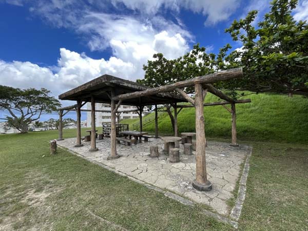 12大石公園_休憩所