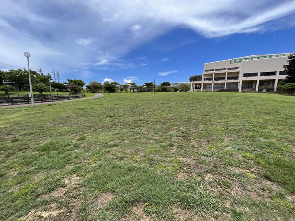 12宜野座村農村公園_広場