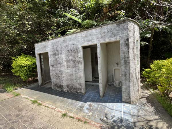 12石川市民の森公園_トイレ