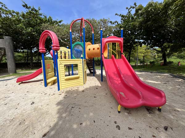 13沖縄県総合運動公園_遊具11