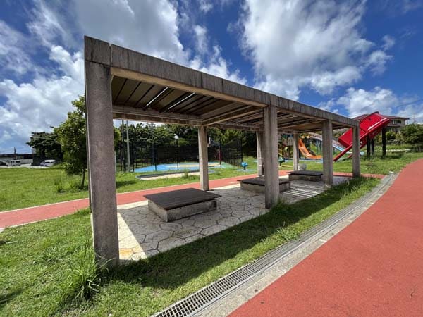 13金武児童公園_休憩所