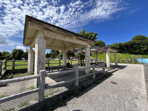 14白川街区公園_休憩所