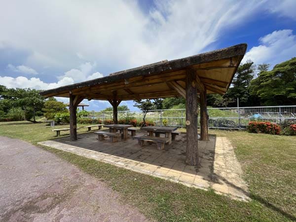 15松田農村公園_休憩所