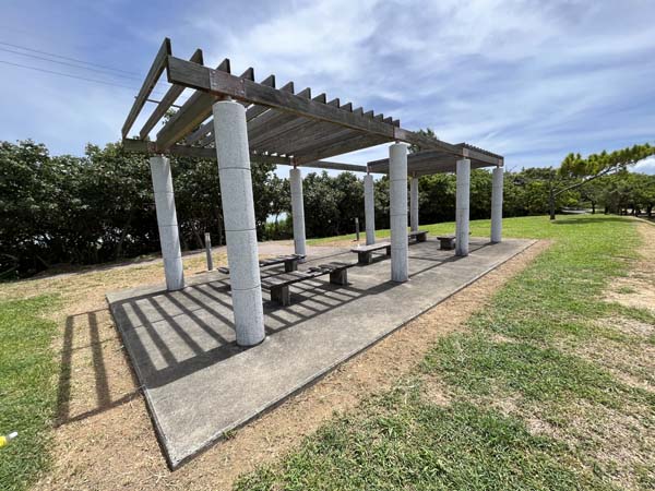 18与那城総合公園_休憩所