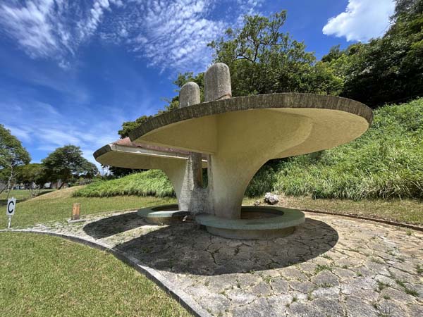 19八重島公園_休憩所2