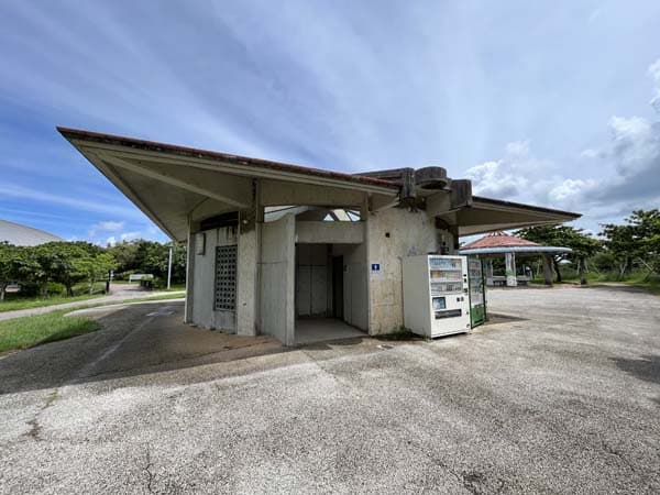 22沖縄県総合運動公園_トイレ