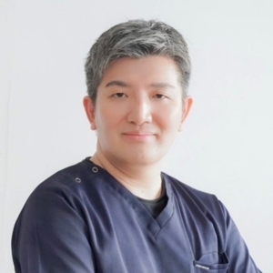 湯山卓 社長