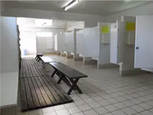 シャワー／コインロッカー