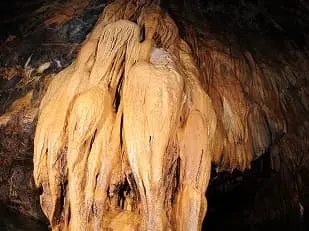 辺戸岬の海底鍾乳洞